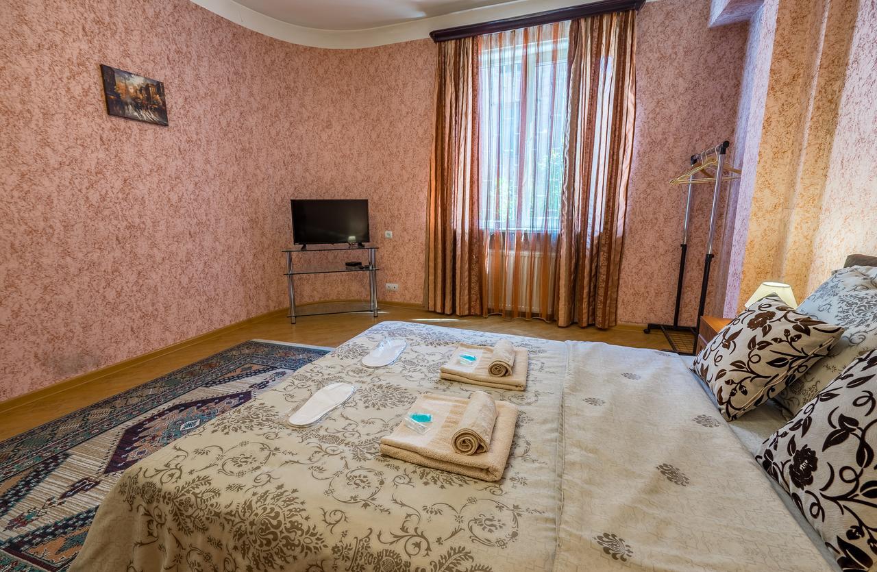 Alpha Tbilisi Otel Dış mekan fotoğraf